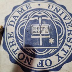 8 Vintage University of Notre Dame Fighting Irish beer glass, 6" tall,  Is still in original package please look at pictures,  Never used