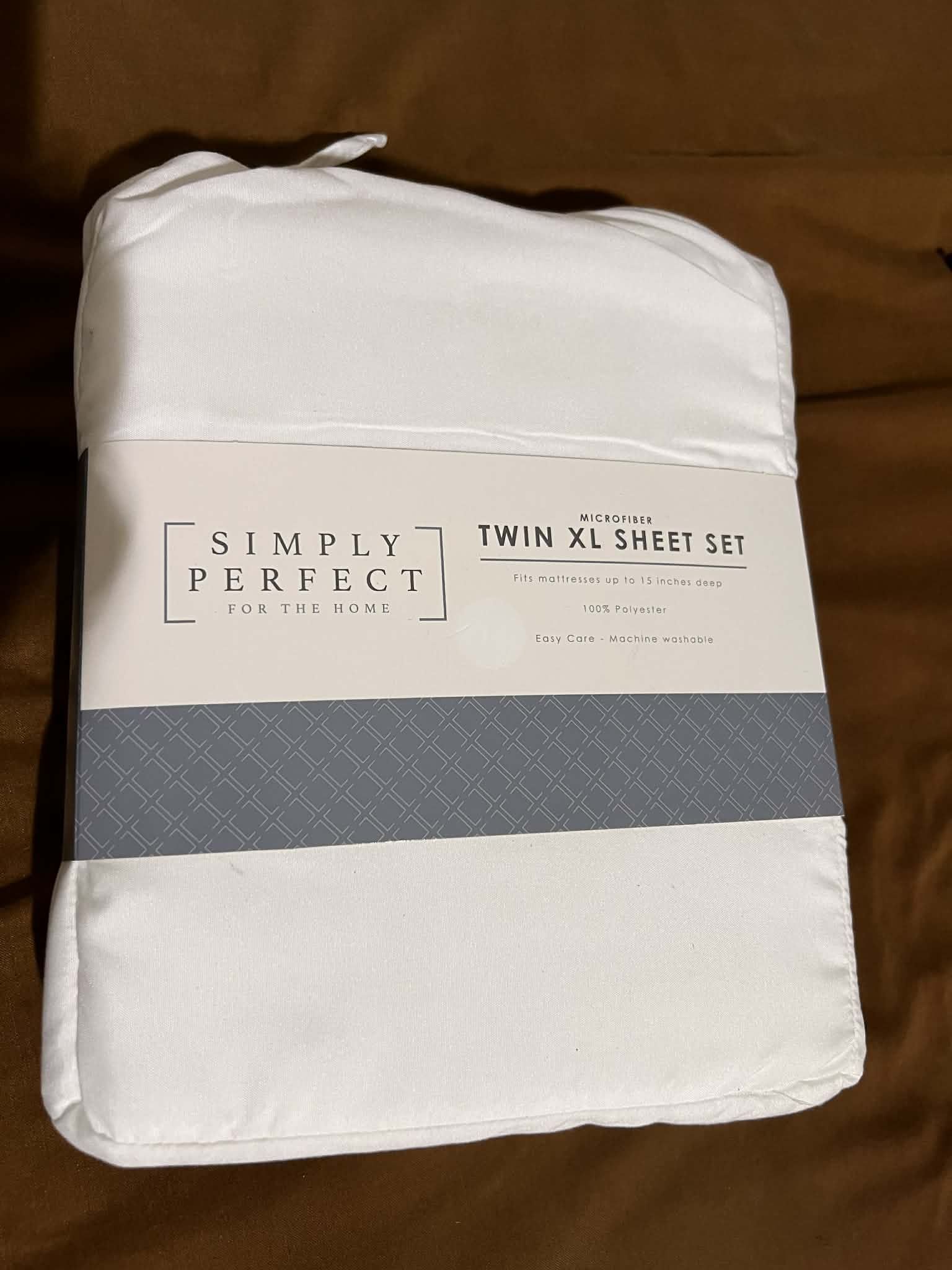 New XL Twin Sheet Set. (Fits Up Tp 15” Deep)