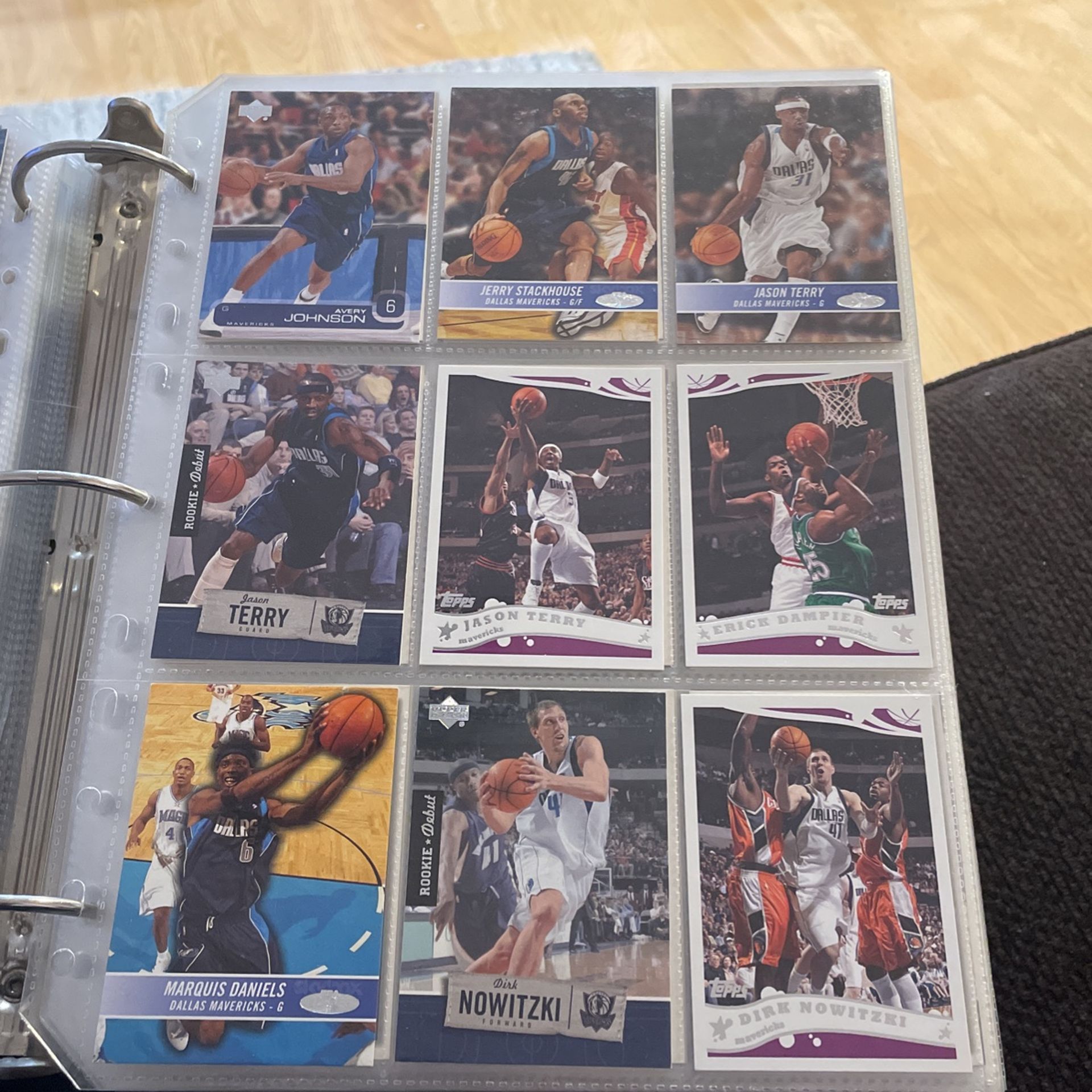 Dallas Mavericks Basketball Cards