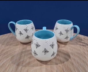 Meritage Speckled Butterfly Mugs Set of 3 ~ 20 oz. cup