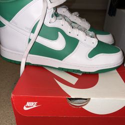 SIZE 12  Brand New $80