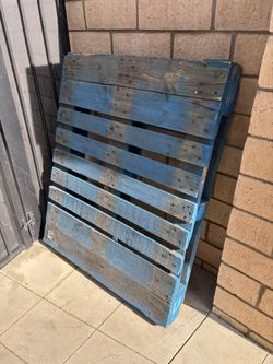 Free Heavy Duty Pallet