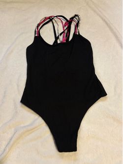 Victoria's Secret black bodysuit 🖤🩷