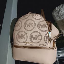 Michael kors purse 