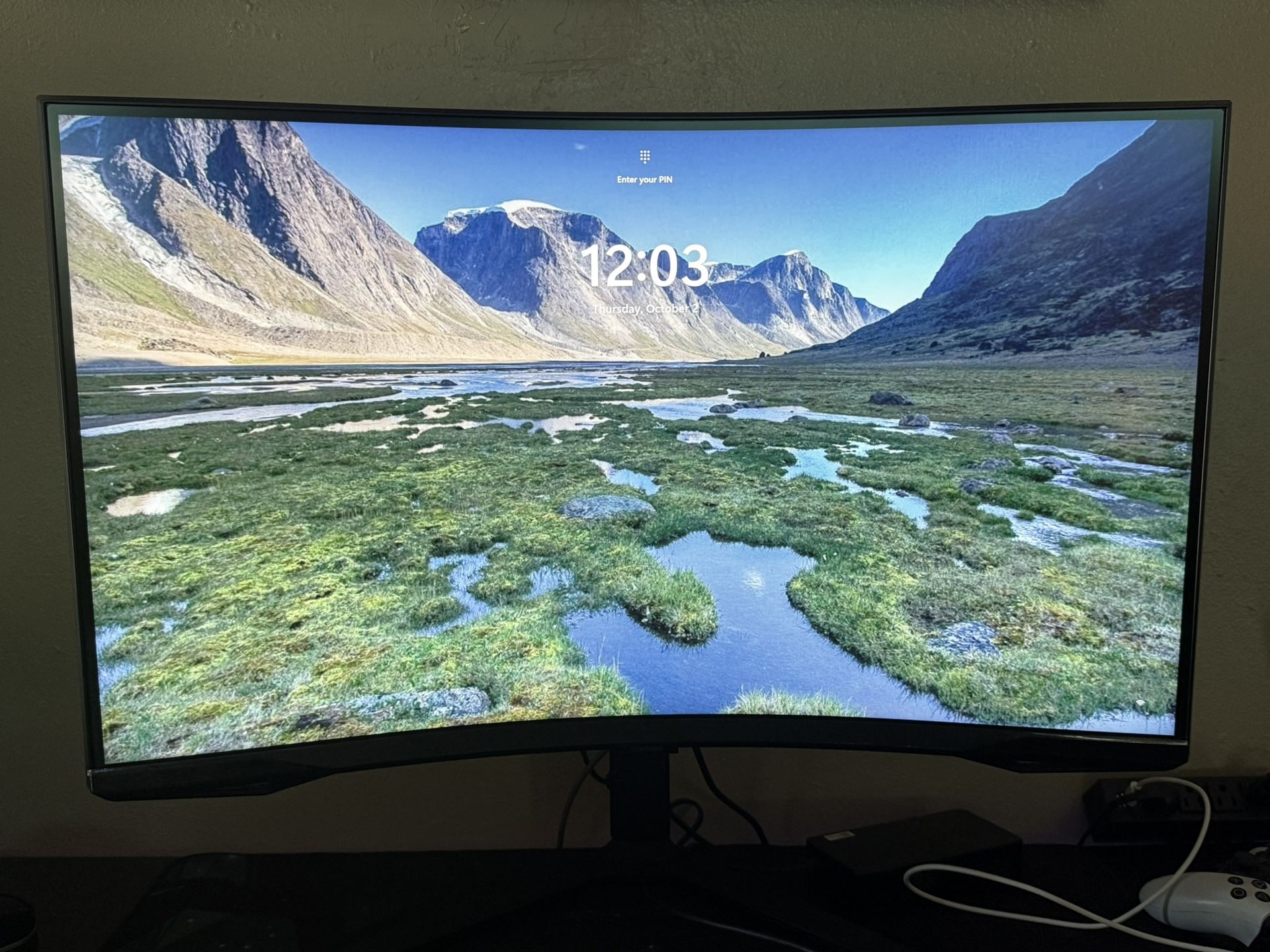 Samsung Odyssey Neo G7 – 32” 4K UHD 165Hz 1ms Curved Gaming Monitor (Model: LS32BG752NNXGO)