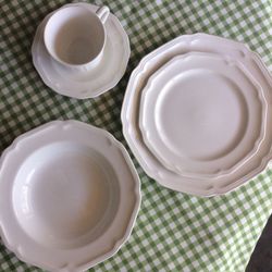 Mikasa Ultima + Super Strong Fine China