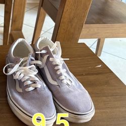 Men’s Light Purple Vans Size 9.5 