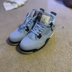 Jordan 4 University Blue