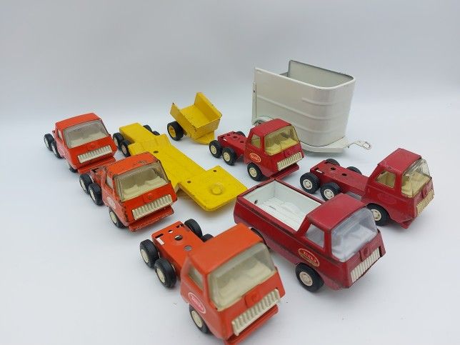 Vintage Tonka Mini Semi Cab Tractor Pressed Steel Bundle