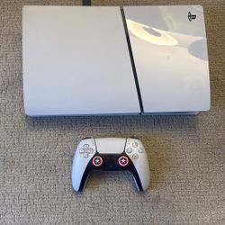 PS5 (Digital Console 1TB)