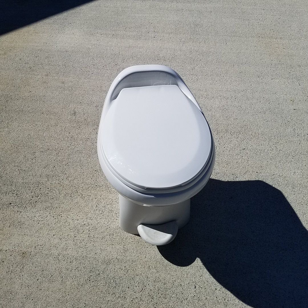 Motorhome toilet porcelain