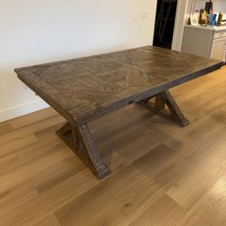 Ashley Furniture Grindleburg Dining Table