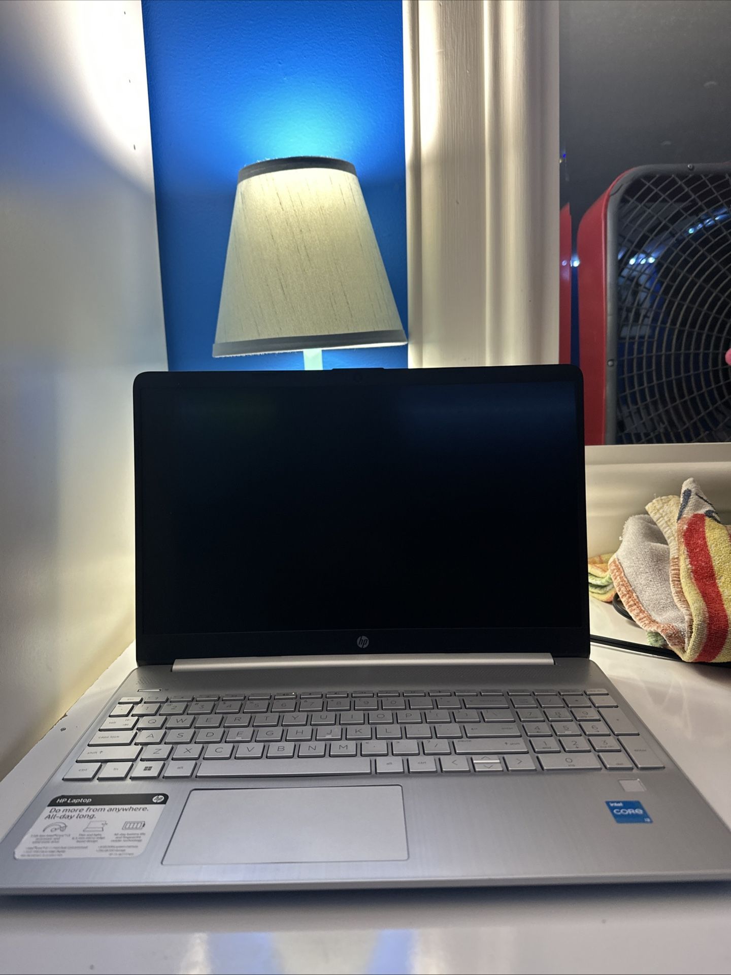 HP Laptop 15.6” 15-dy2131wm- Silver