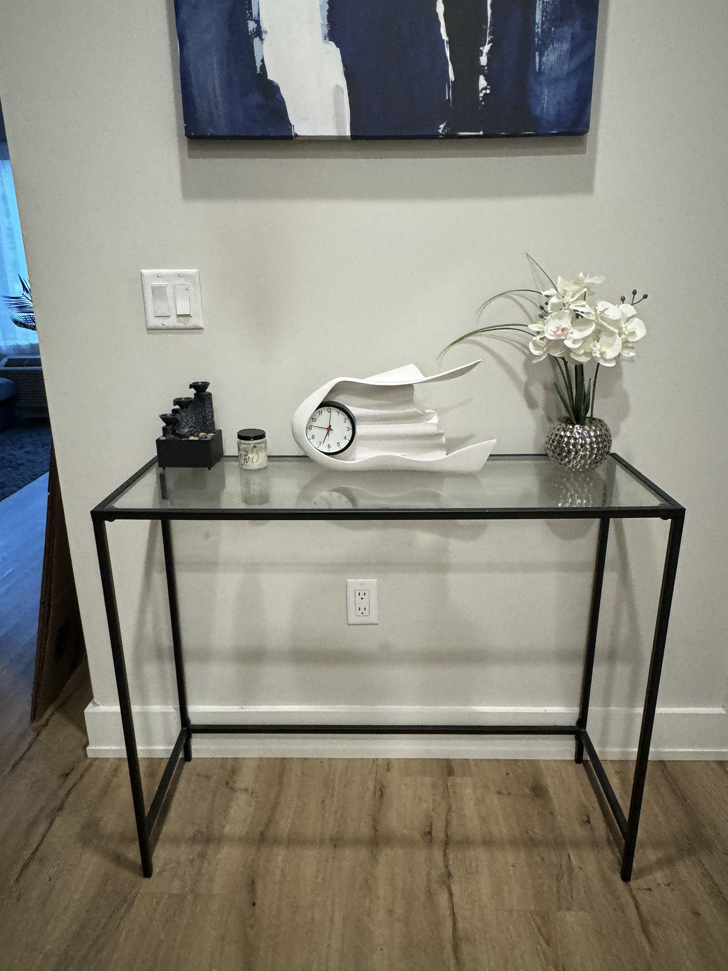 Simple Hallway Console Table 