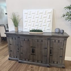 Entertainment Table Buffet Table 