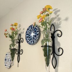 Black Metal And Glass Wall Vase Sconces (Set Of 2, Flowers Included)