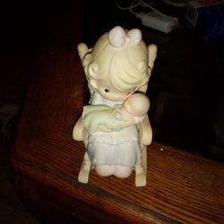 Love Never Leaves A Mother's Arms