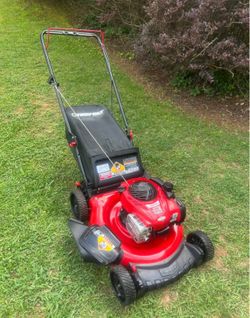 Troybilt push lawnmower with bag and chute $180 • MARIETTA, GA