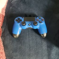PS4 Controller