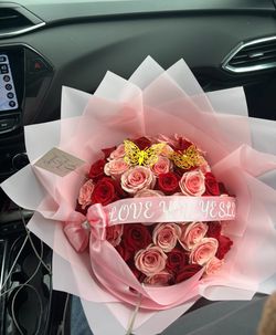50 pink and red rose bouquet
