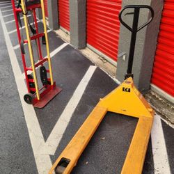 Red Dolly plus Strongway Pallet Jack, capacity & 5500 Pounds&Libras 

