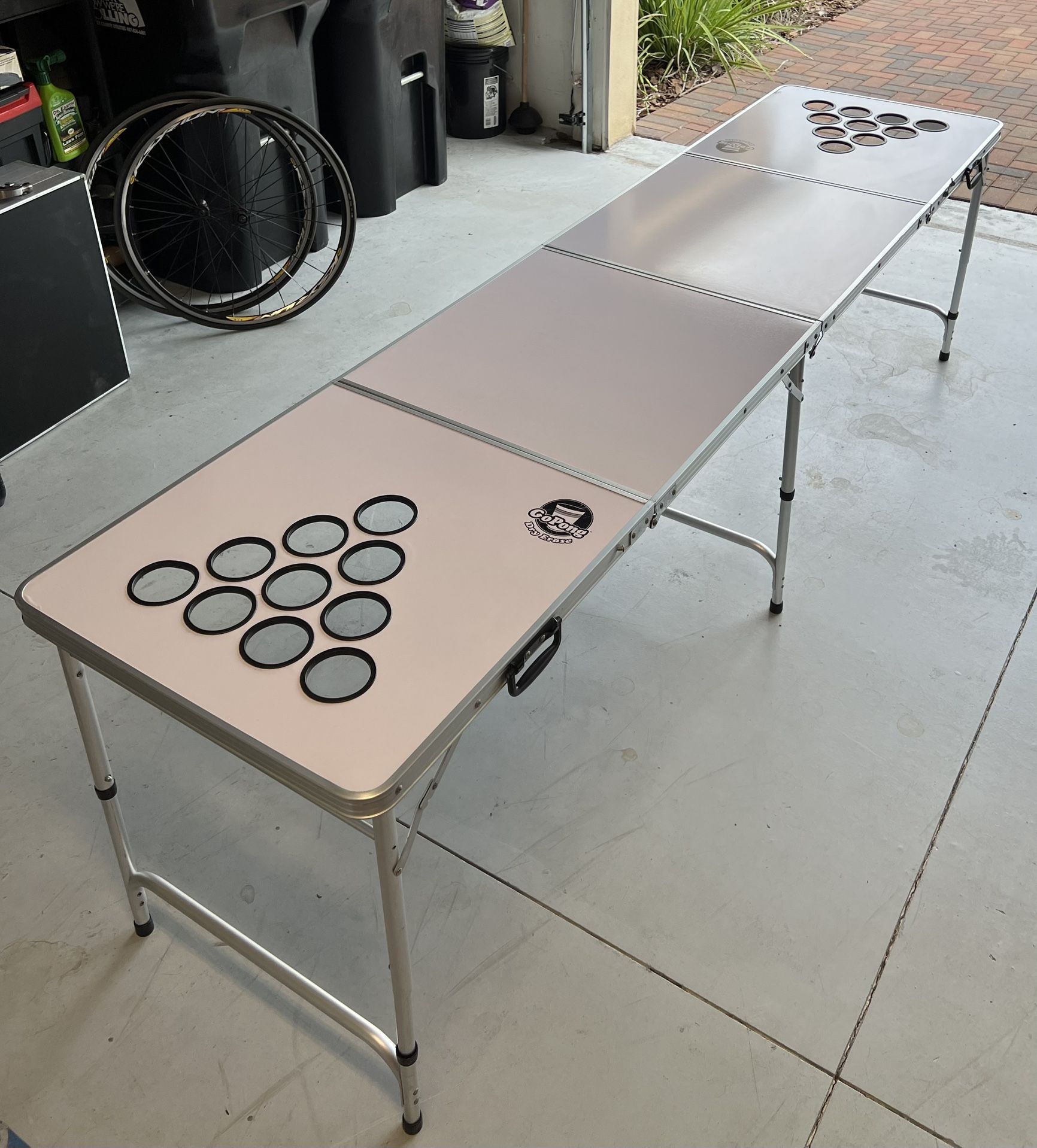 BEER PONG TABLE