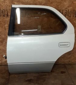 2000 LEXUS LS400 OEM DOOR!