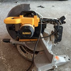 Dewalt Table Saw 