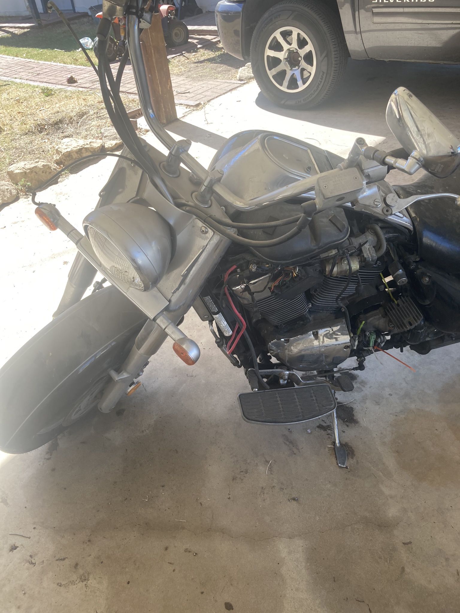 2002 Suzuki Intruder 2002