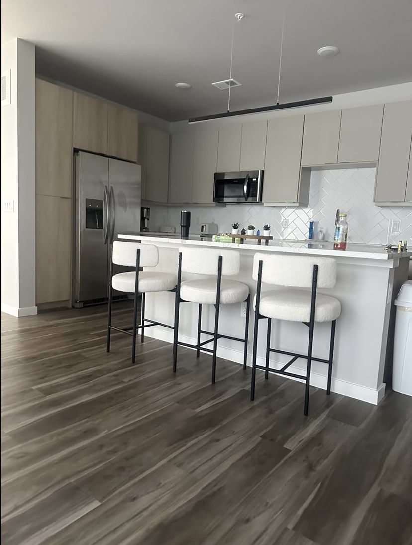 Boucle Counter Top Stools