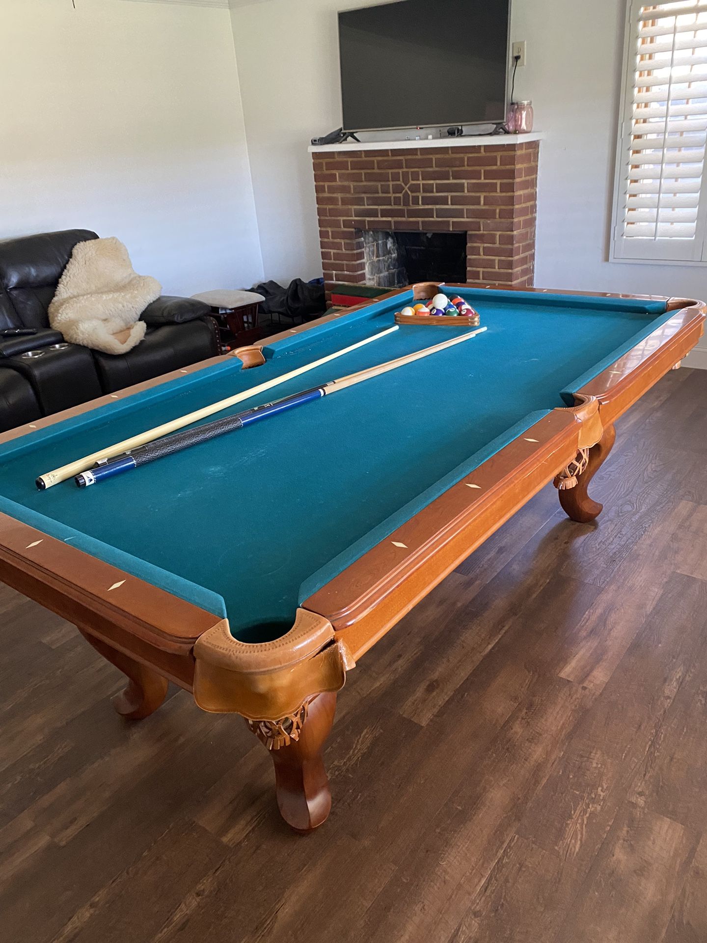 Solid Wood Pool Table for Sale in Pumpkin Center, CA OfferUp