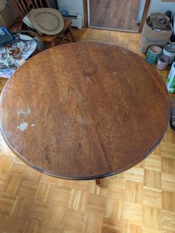 Dining Room Table and Chairs