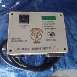 CO2 CONTROLLER 