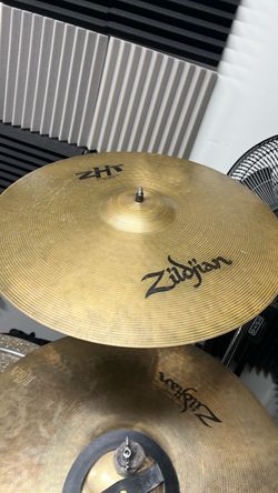 Zildjian Cymbal 18