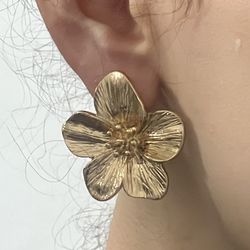 Gold Plated Flower Earrings