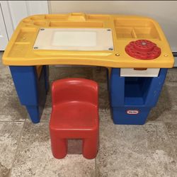 Toddlers Desk 