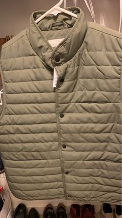 H&M men’s Puffer Vest