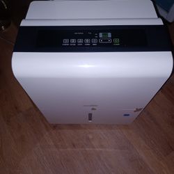 Dehumidifier 