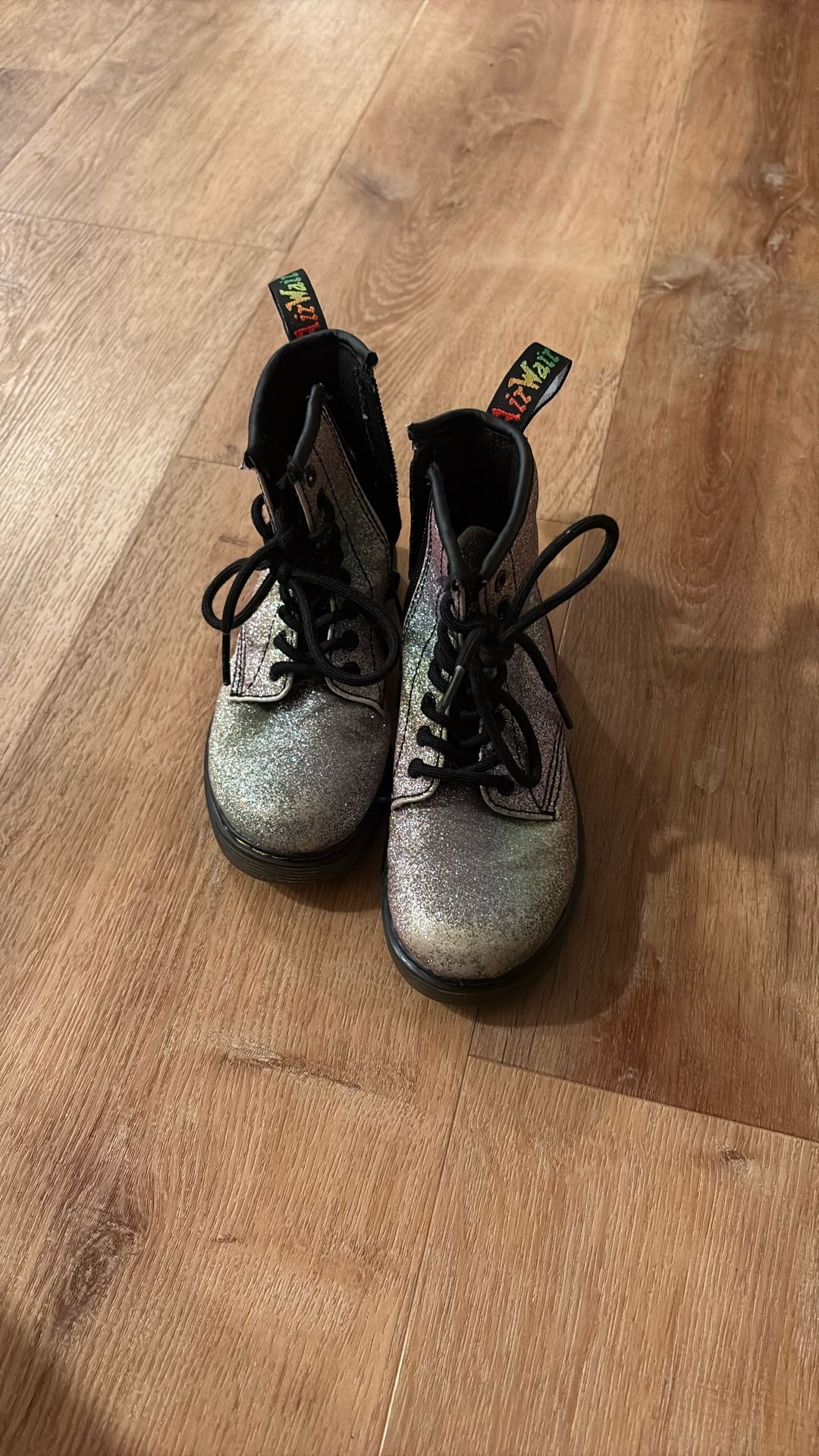 Doc Dr. Martens 1460 rainbow colored Glitter J Boot AirWair girls US size 11