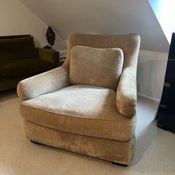 Two Chairs With Ottoman 