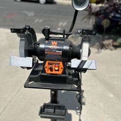 Wen 4280 Variable Speed bench grinder w Stand for Sale in