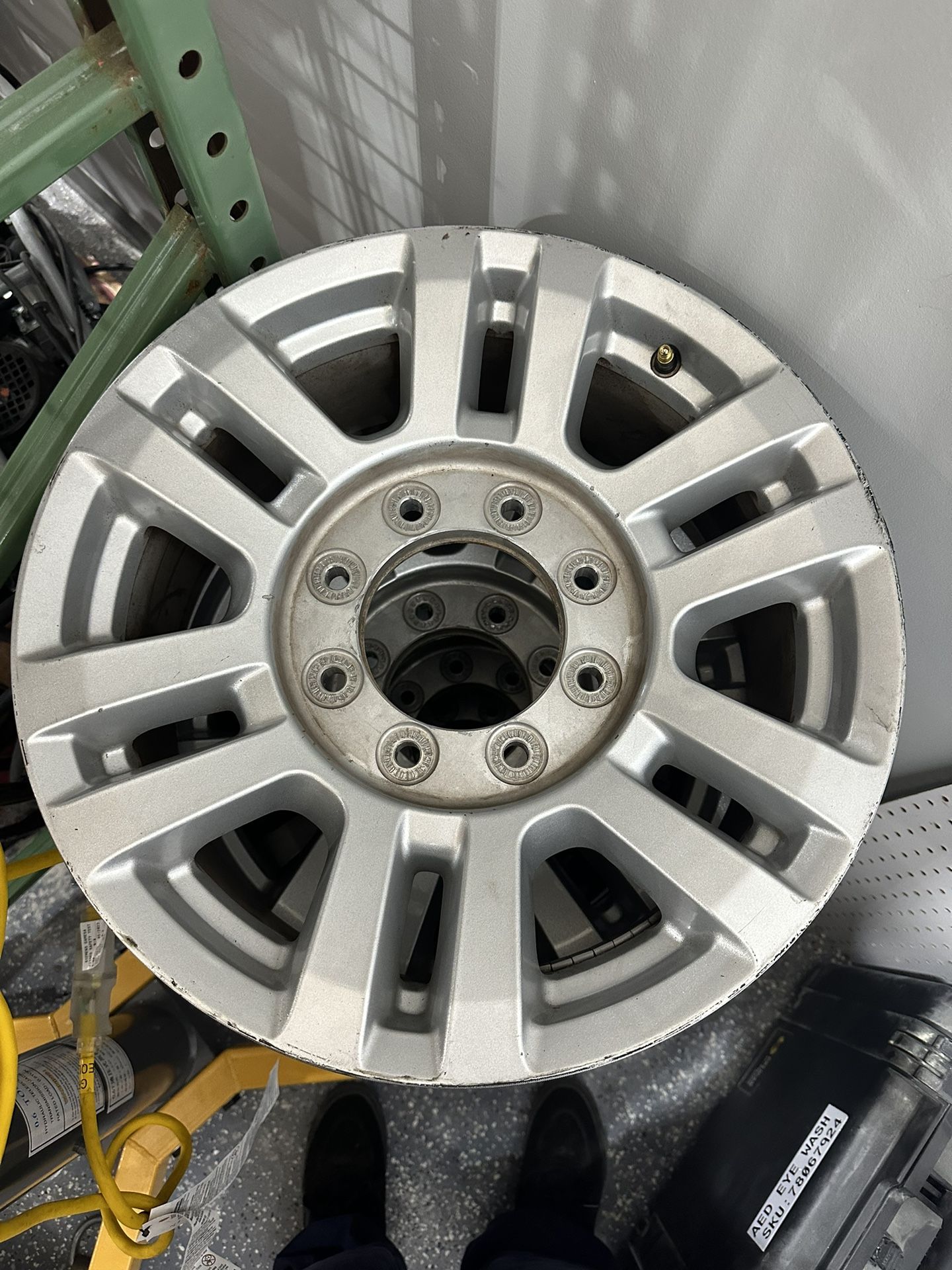 18x9 Ford F250 Wheels 8x170