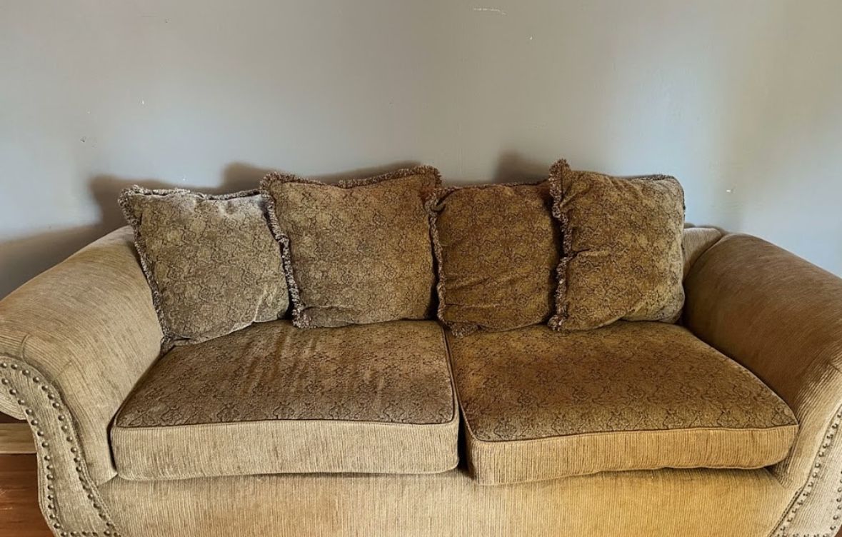 Sofa and Loveseat Set (2 Pieces) for Sale