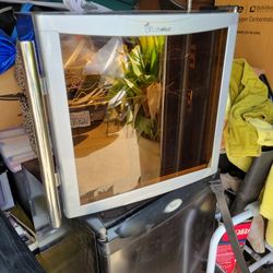 Magic Chef Wine Refrigerator 