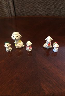 Miniature sheep family