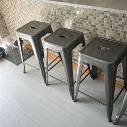 Bar Stools 
