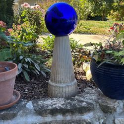 Gazing balls with Stands