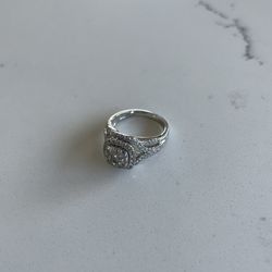 14kt White Gold Natural Diamond Ring