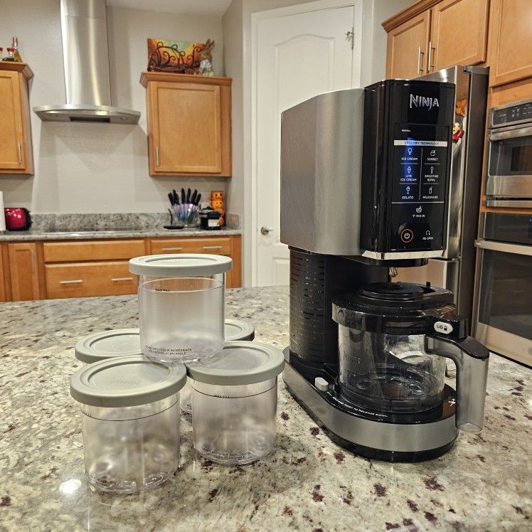 NC301 Ninja CREAMi Ice Cream, Gelato & Sorbet Maker with 5 Pint Containers