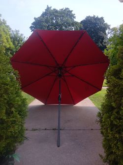 9 ft Heavy Duty solar light Red Umbrella